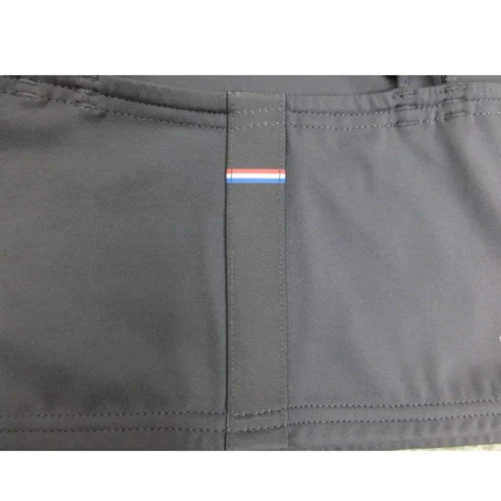 Unbranded fourlaps poise